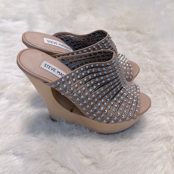 Worn once, great condition wedges - Picture 2 of 7